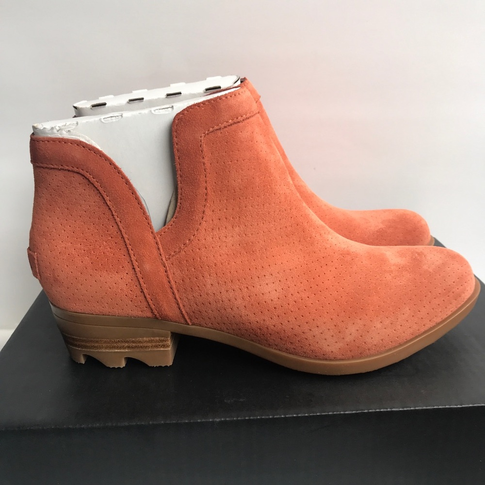 Sorel Lolla Cut Out Bootie Tek Brown size 8.5 - Picture 4 of 14